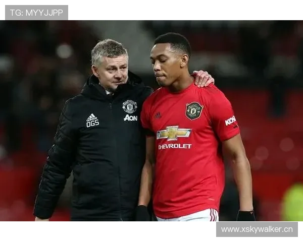 曼联锋线效率问题已逐步反映于近期表现与赛季走势 曼联锋线效率问题已逐步反映于近期表现与赛季走势