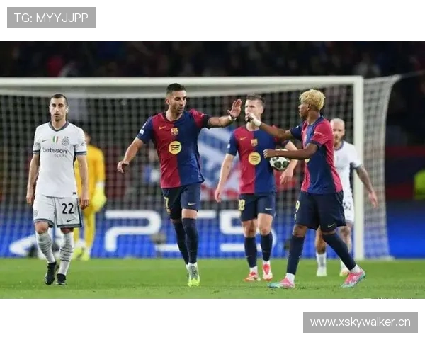 拉菲尼亚 vs 费兰·托雷斯:轮换竞争中的战术适配与效率对比 拉菲尼亚 vs 费兰·托雷斯:轮换竞争中的战术适配与效率对比