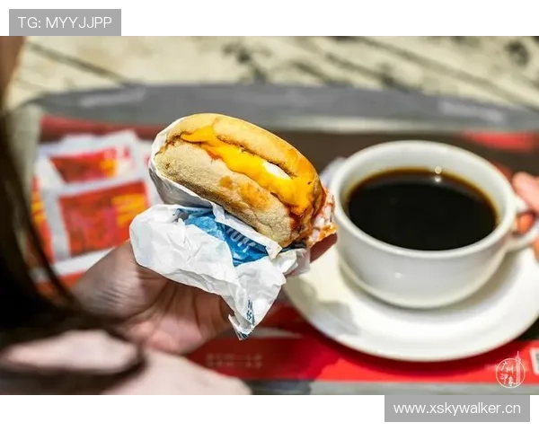 陆光祖私下竟然这么讲究，连早餐都比我这月工资贵…