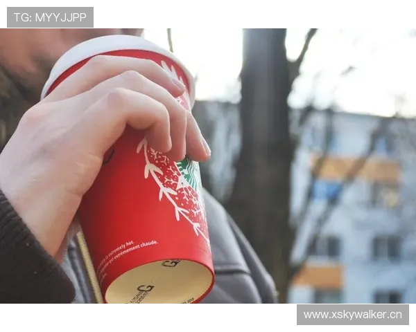 恩佐连吃两杯星巴克，教练都忍不住翻白眼了！