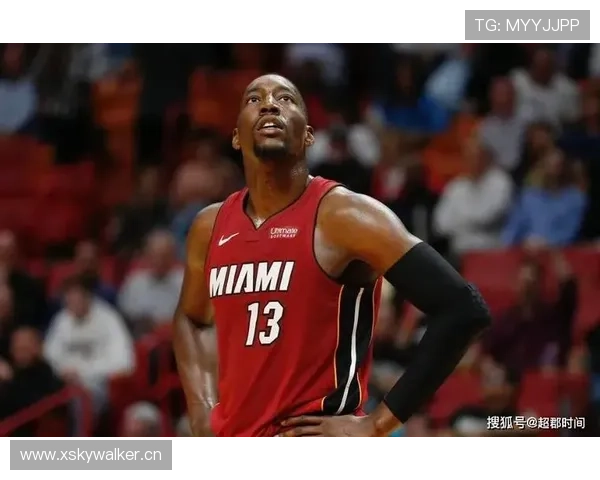 格里芬转型组织核心，高位策应改变活塞进攻结构