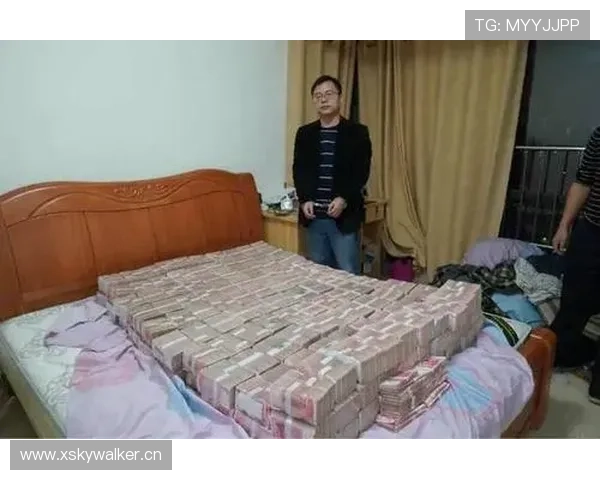 阿萨尔森家里几个亿现金堆着，估计还不如他每天的训练严厉吧！